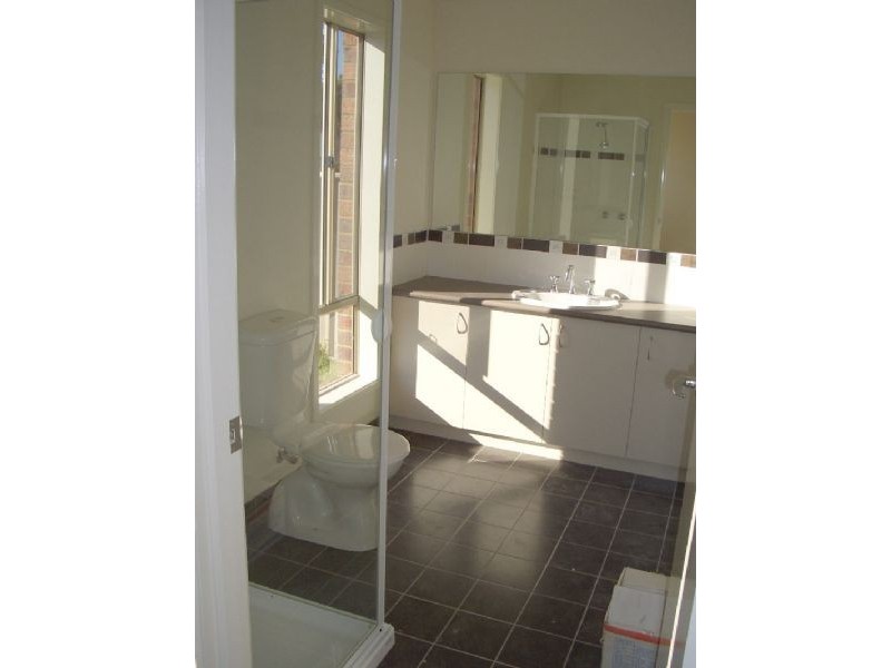 7 SHELBY CRT, Wangaratta VIC 3677