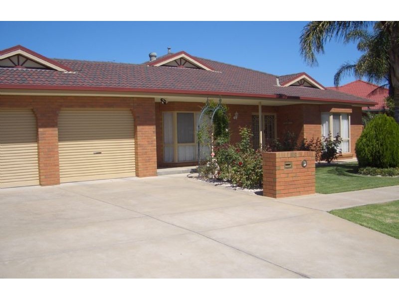 8 COLLYN-DALE DRIVE , Wangaratta VIC 3677