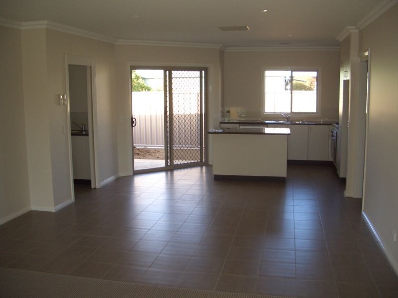 2/26 DUNLOP STREET, Wangaratta VIC 3677