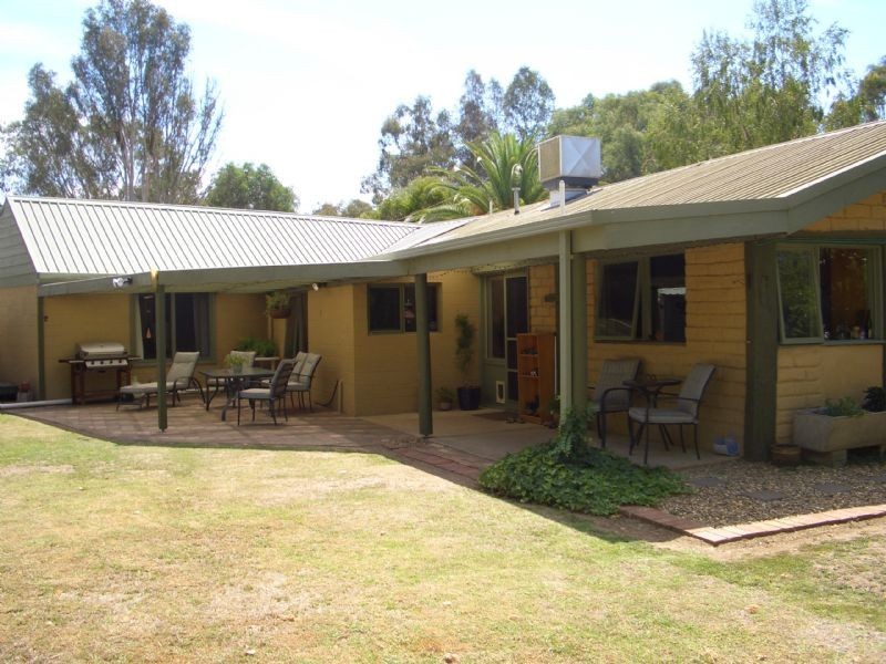 24-26 WILSON ROAD, Wangaratta VIC 3677