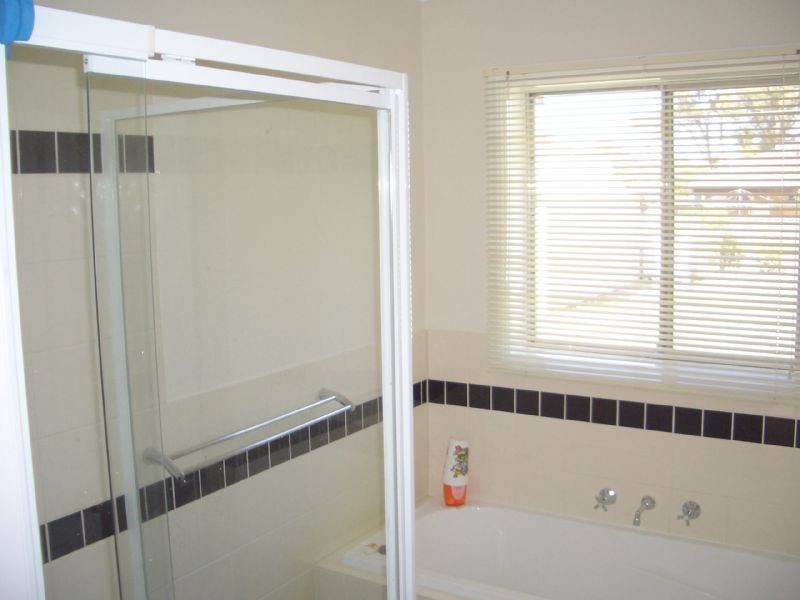 15 RANGEVIEW AVENUE, Wangaratta VIC 3677