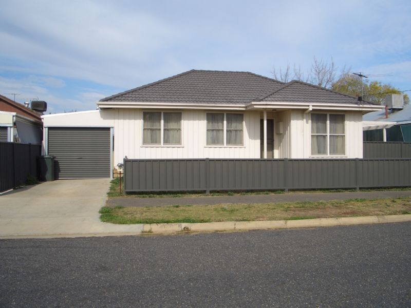 1A BATCHELOR CRESCENT, Wangaratta VIC 3677