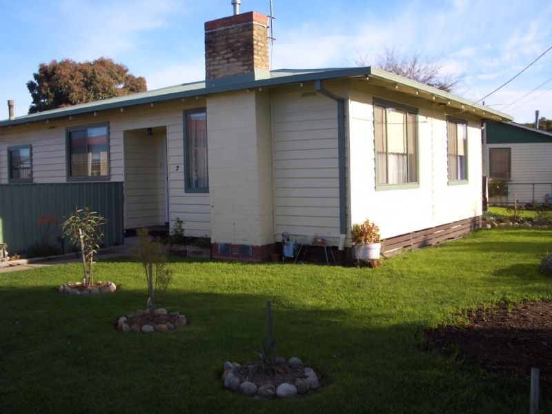 2 FLANAGAN STREET, Wangaratta VIC 3677