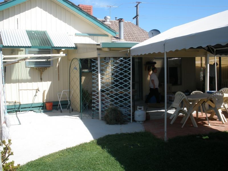 2 BRASH AVENUE, Wangaratta VIC 3677