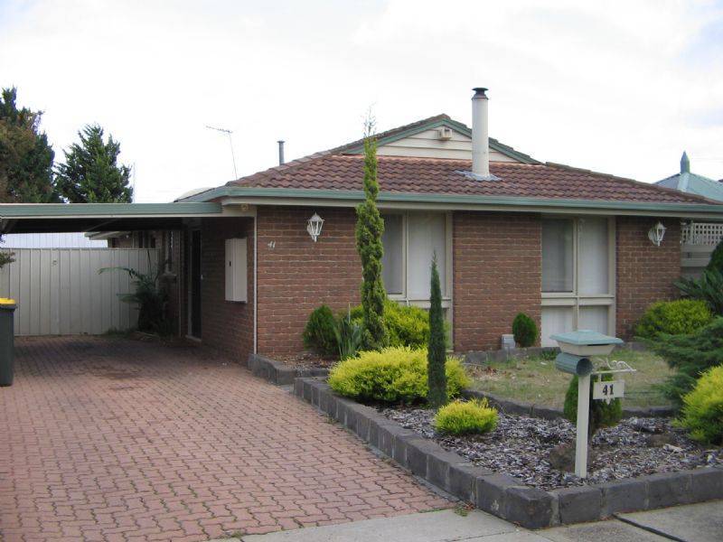41 CARBINE WAY, Keilor Downs VIC 3038