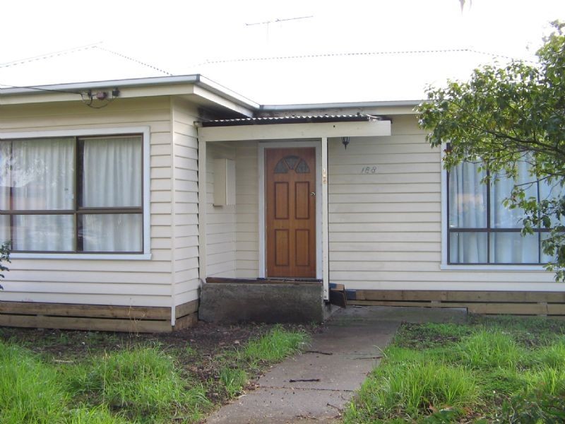 188 Main Road East, St Albans VIC 3021