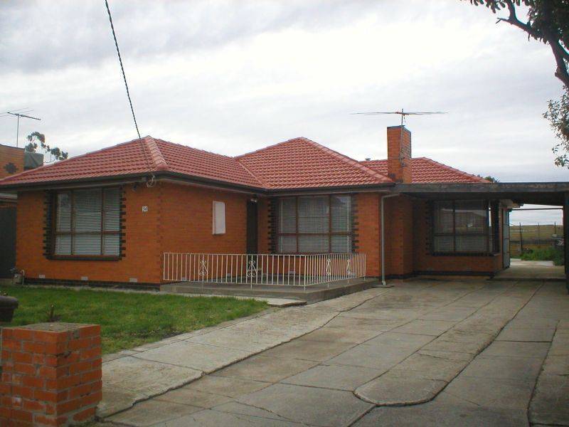 34 Stradbroke Drive, St Albans VIC 3021
