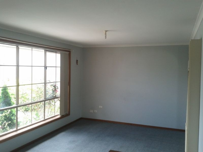 2/1 SHAKESPEARE DRIVE, Delahey VIC 3037