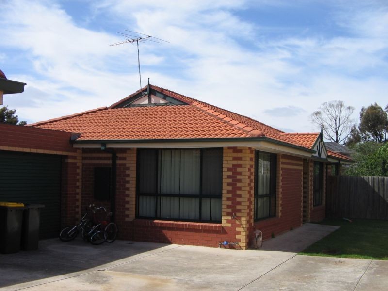 2/99 Power Street, St Albans VIC 3021