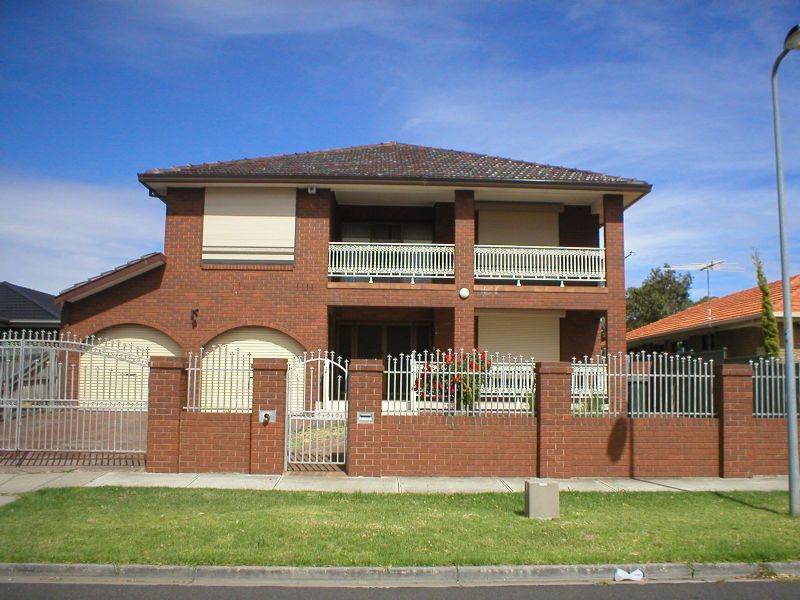 41 Odessa Ave, Keilor Downs VIC 3038