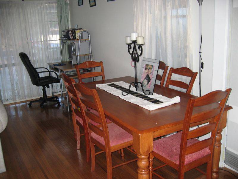 31 Magnolia Ave, Kings Park VIC 3021