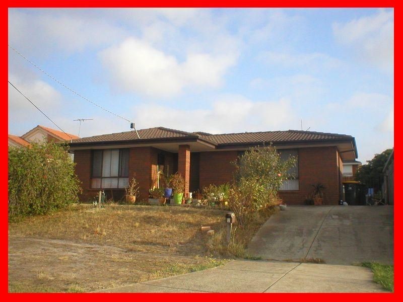 2 DRAGON WAY, Kings Park VIC 3021