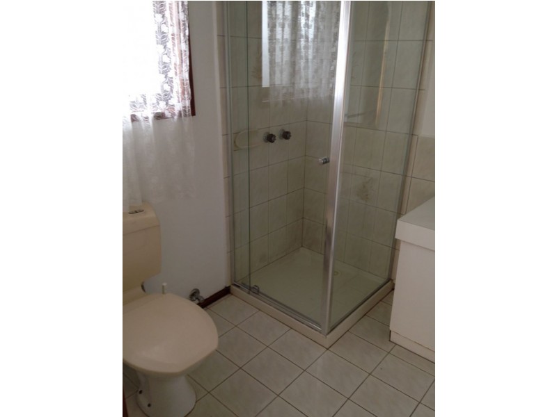 2 DRAGON WAY, Kings Park VIC 3021