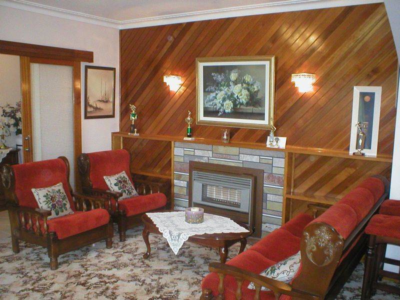 44 Chedgey Drive, St Albans VIC 3021