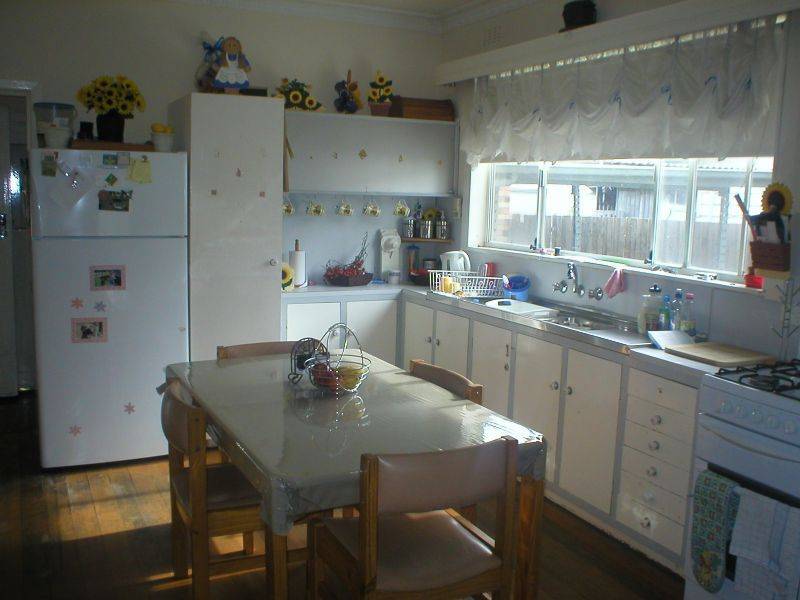 111 Taylors Road, St Albans VIC 3021