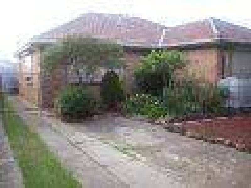 31 Leslie Street, St Albans VIC 3021