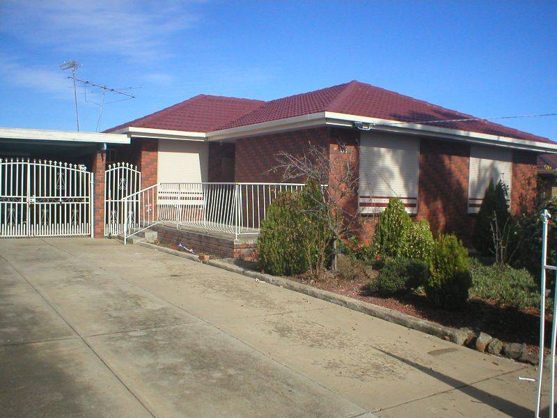 175 Gillespie Road, Kings Park VIC 3021