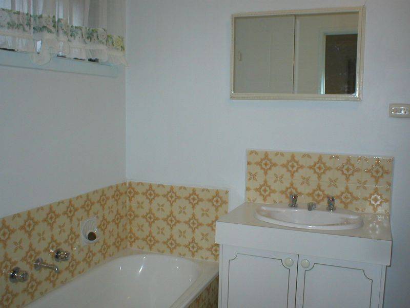 29 LOVELL DRIVE, St Albans VIC 3021