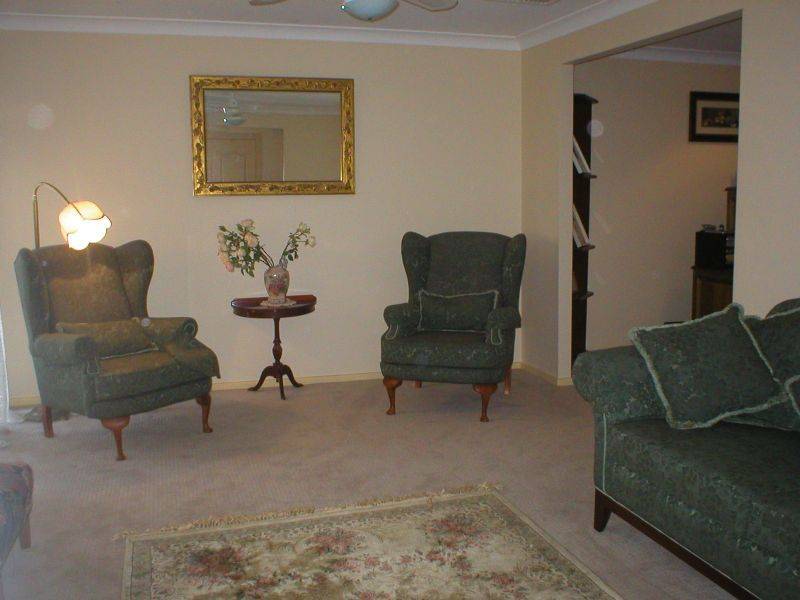 14 MONARO CLOSE, Kealba VIC 3021