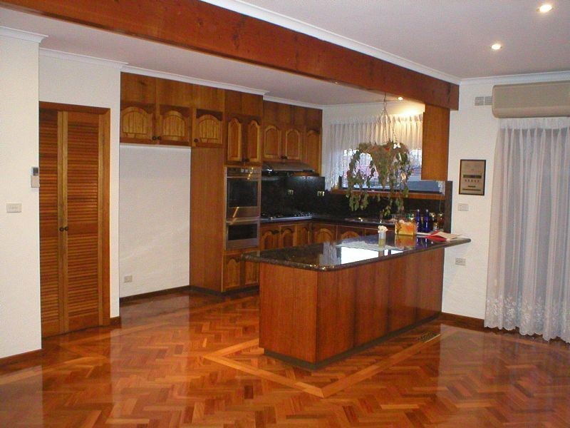 3 BELMONT AVEUNE, Keilor Downs VIC 3038