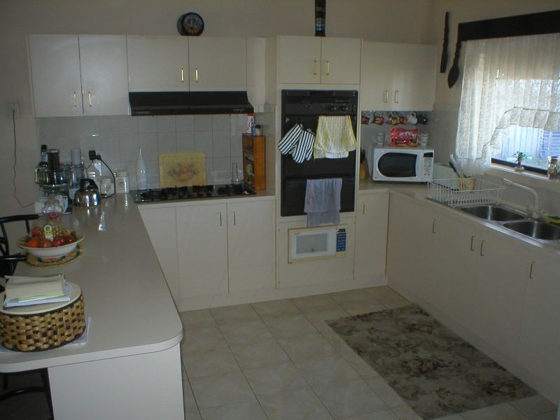 8 TANUNDA MEWS, ST ALBANS , St Albans VIC 3021