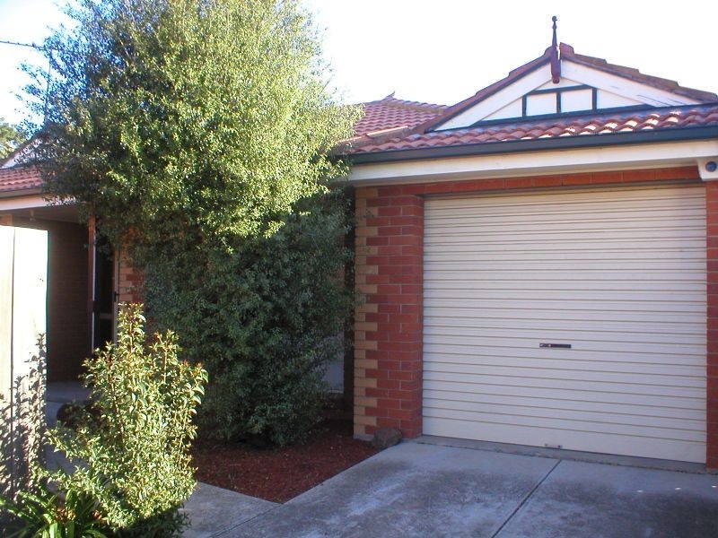 2/281 Sunshine Ave, Kealba VIC 3021