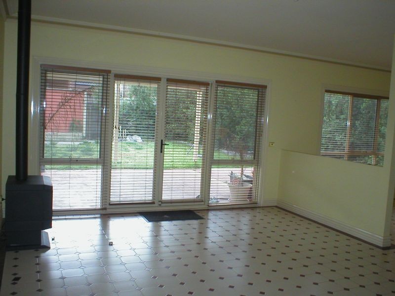 23 Furlong Road, Cairnlea VIC 3023