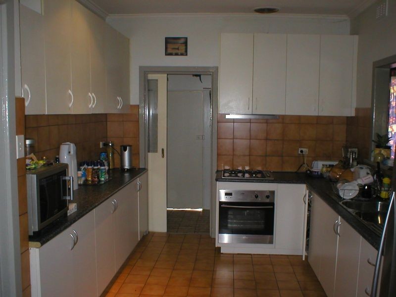 16 Millawa Avenue , St Albans VIC 3021