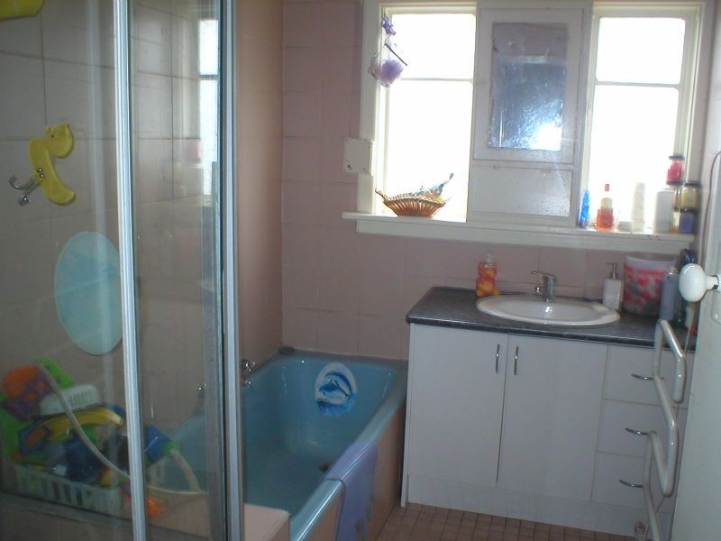 16 Millawa Avenue , St Albans VIC 3021