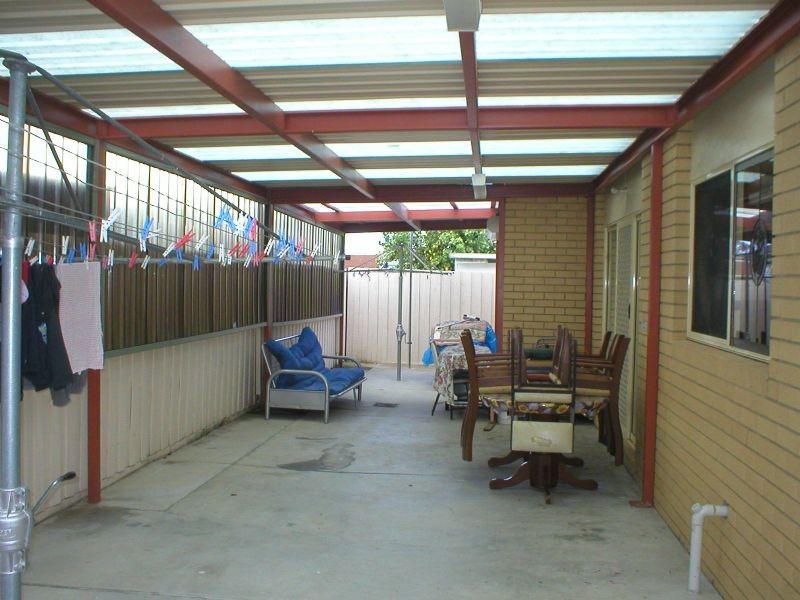 2/100 Neale Road, Albanvale VIC 3021
