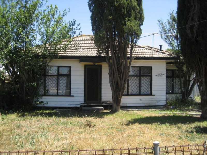 93 THEODORE ST, St Albans VIC 3021