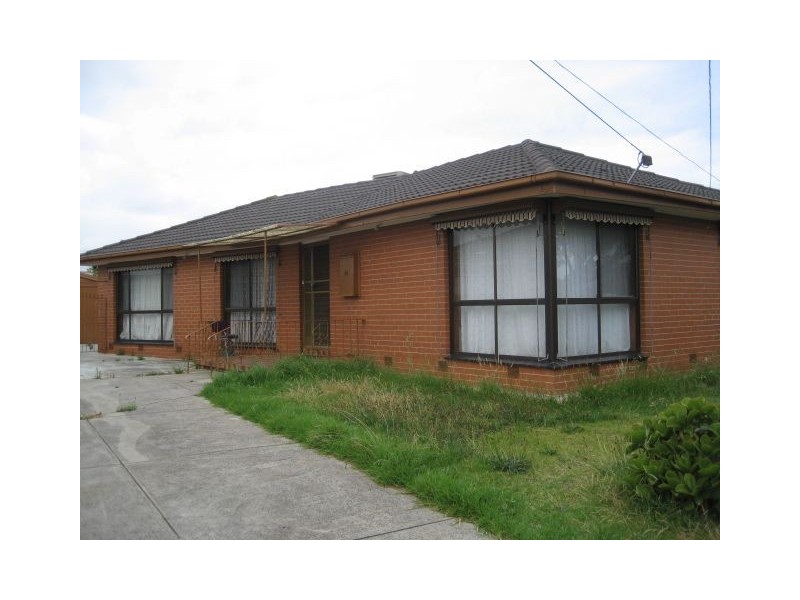 14 SKIPTON STREET, St Albans VIC 3021