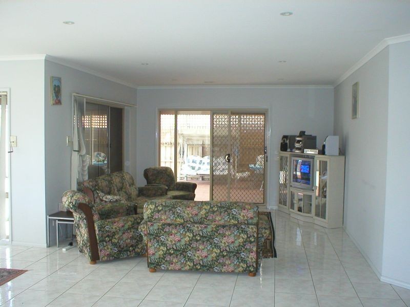 4 Vince Stella Close, Cairnlea VIC 3023