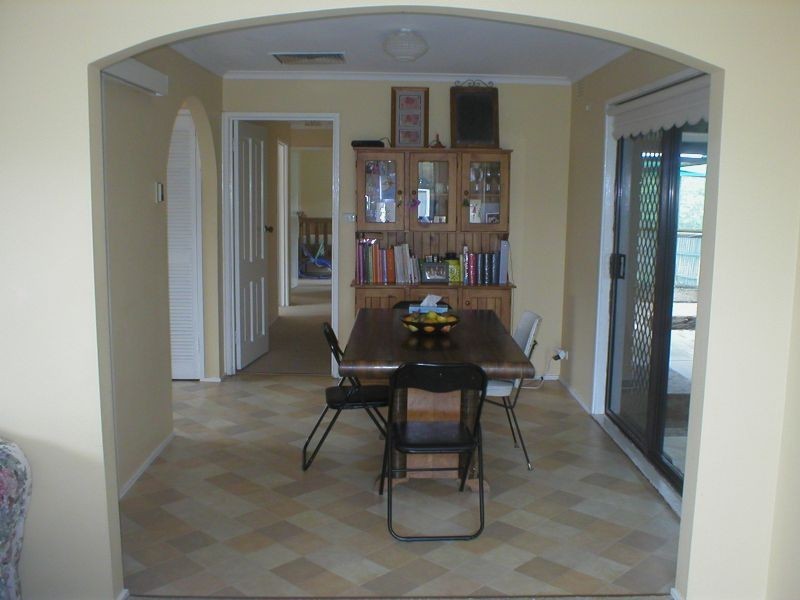 18 CLARICE CLOSE, St Albans VIC 3021