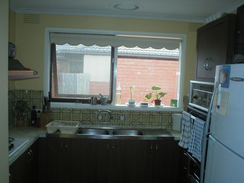 18 CLARICE CLOSE, St Albans VIC 3021