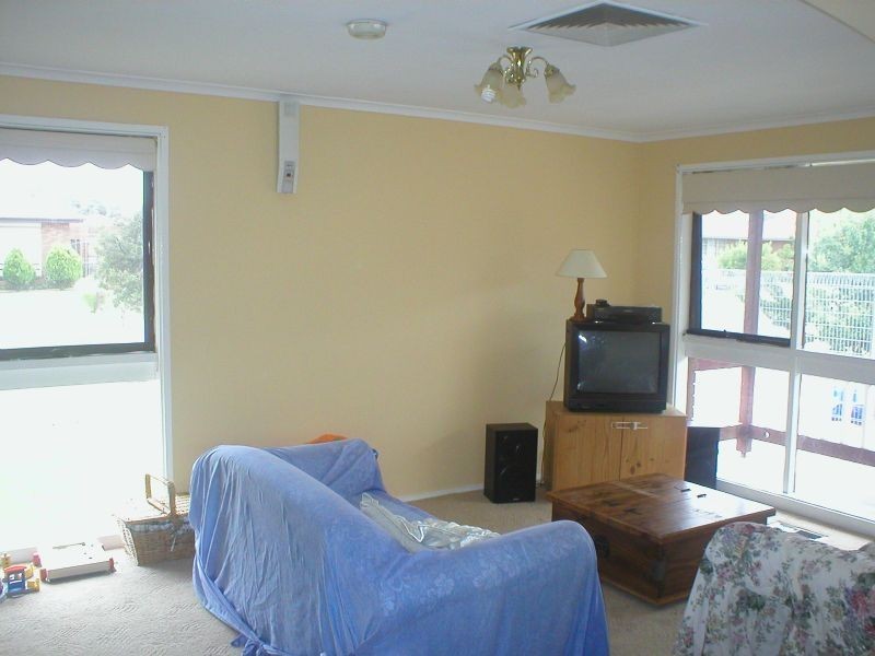 18 CLARICE CLOSE, St Albans VIC 3021