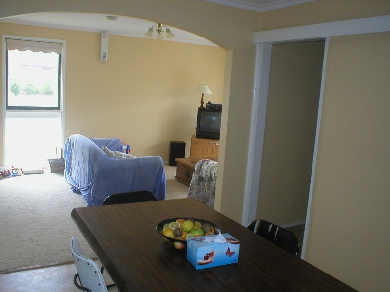 18 CLARICE CLOSE, St Albans VIC 3021