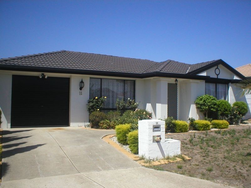 11 PALARA STREET, Delahey VIC 3037