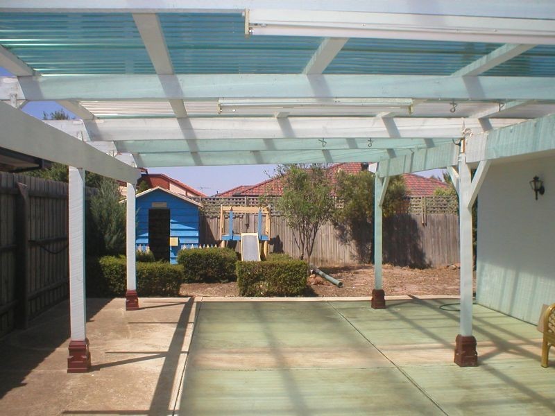 11 PALARA STREET, Delahey VIC 3037