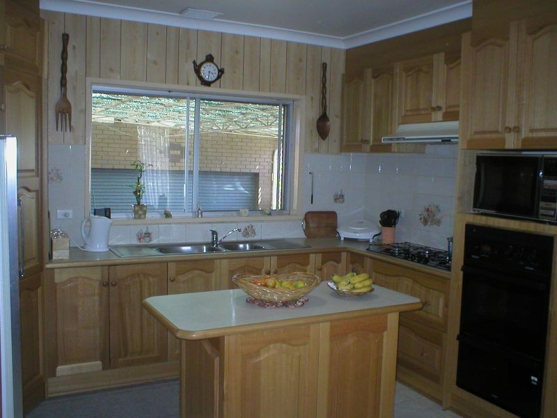 73 George street, St Albans VIC 3021