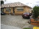 2/11 Waveney, St Albans VIC 3021