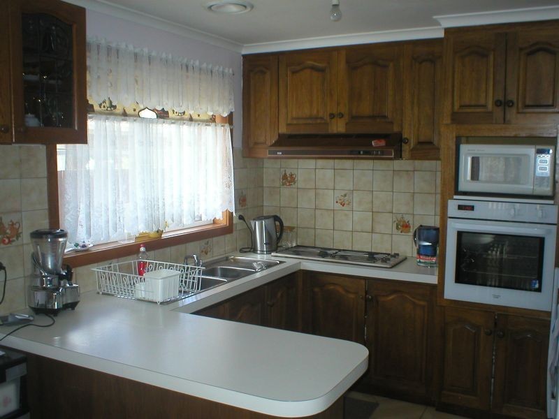 2/257 Main Road West, St Albans VIC 3021