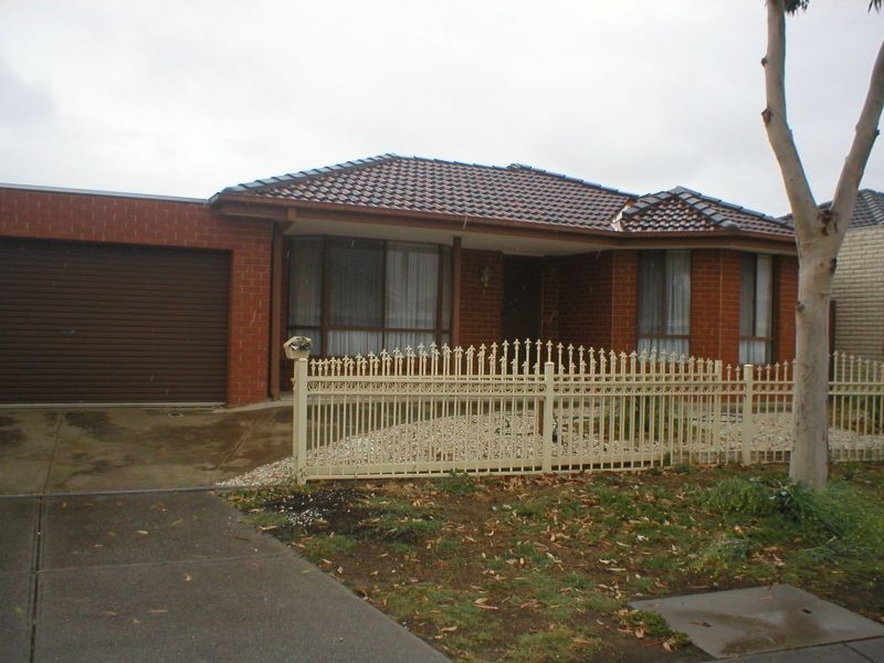 74 Magnolia Street, St Albans VIC 3021