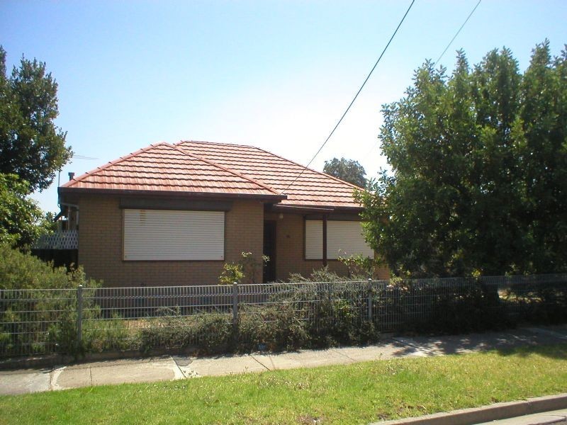 19 Cornhill Street, St Albans VIC 3021