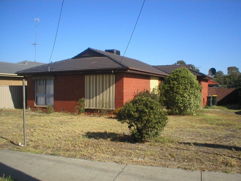 251 Taylors Road, St Albans VIC 3021