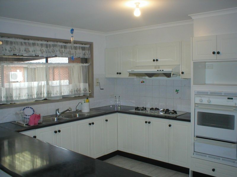 39 Wahgunyah, St Albans VIC 3021