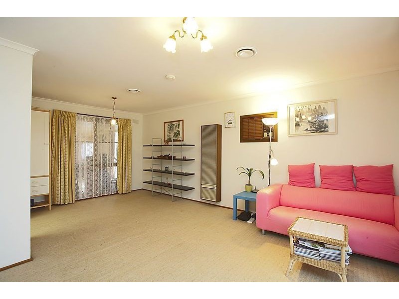 72 Denton Avenue, St Albans VIC 3021