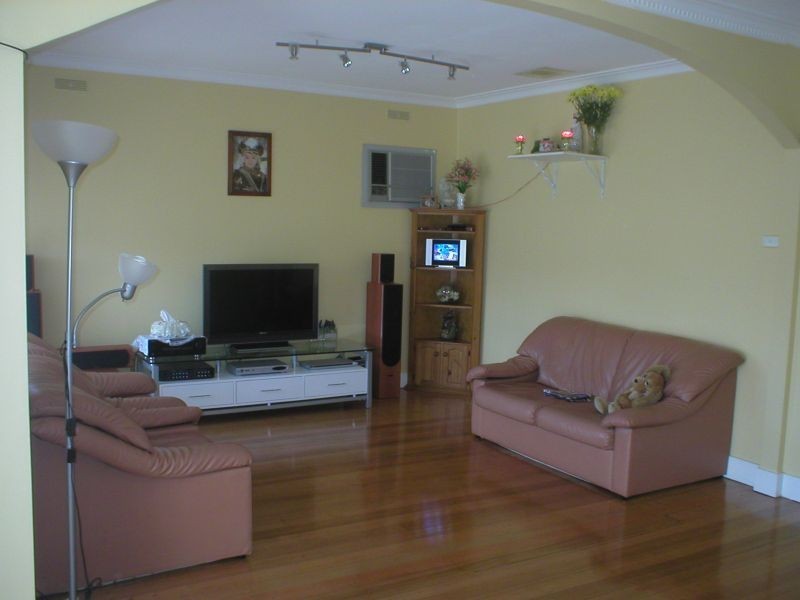 19 Grist Street, St Albans VIC 3021