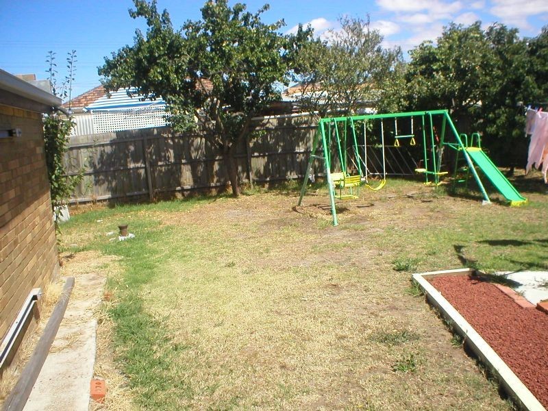 19 Grist Street, St Albans VIC 3021