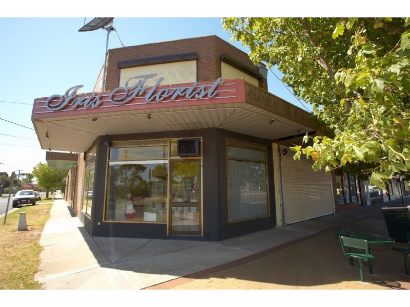 51 St Albans, St Albans VIC 3021